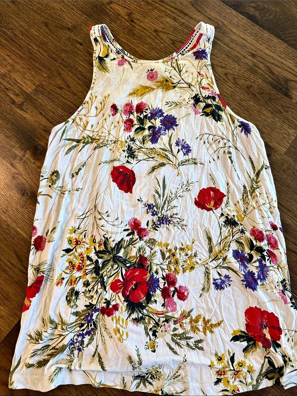 Anthropologie Akemi + Kin Floral Crochet Back Tank Top White & Red Medium